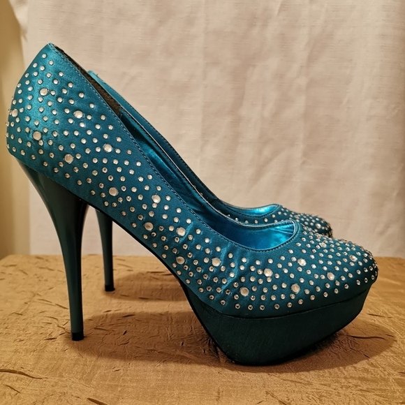 Sparkly Blue Heels - Picture 2 of 5